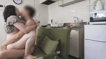 FC2-PPV-3195246 [Uncensored x personal photography] A young wife who bought a luxury brand bag is working as a dad to pay off the loan!  - Live proudly at home where the child is in the next room!  - Amateur wife's real sex that can only be seen here is erotic...