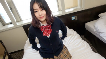 FC2-PPV-3233911 【無修正】清純派童顔美少女えりちゃん（21）に制服を着せて強制中出し。  ・弱みを握られた女の子は何でも言うことを聞いてしまう。